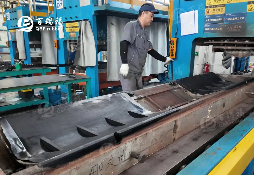 A Japanese Power Plant’s Choice QBF rubber Sidewall Conveyor Belt 3 A Japanese Power Plant’s Choice QBF rubber Sidewall Conveyor Belt