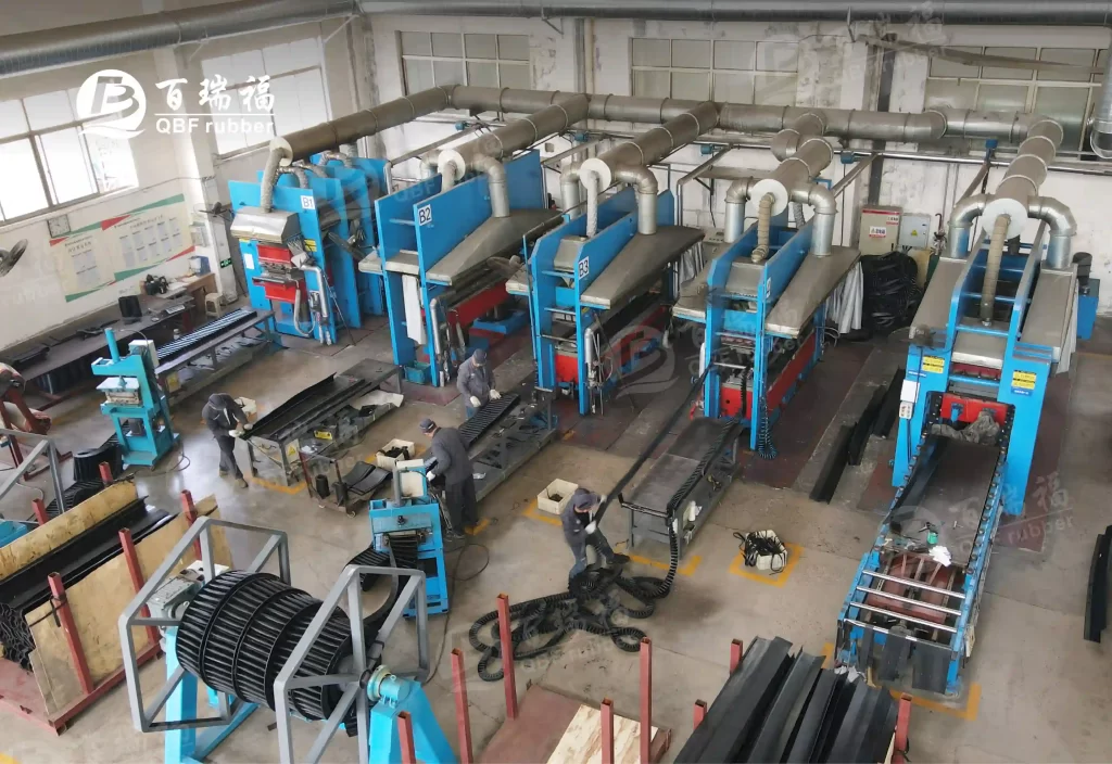 For vertical mine conveying, QBF rubber sidewall conveyor belts are the more reliable c 4 For vertical mine conveying, QBF rubber sidewall conveyor belts are the more reliable