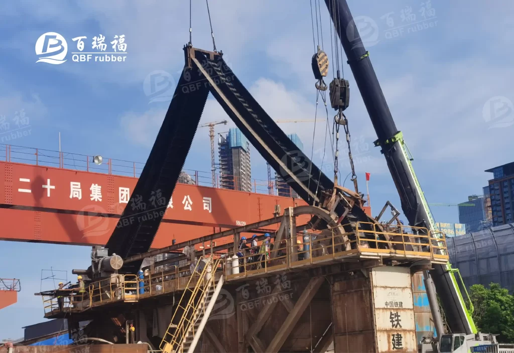 QBF Rubber Anti stick Sidewall Belting Helps Shenzhen Tunnel Construction 3 QBF Rubber Anti stick Sidewall Belting Helps Shenzhen Tunnel Construction